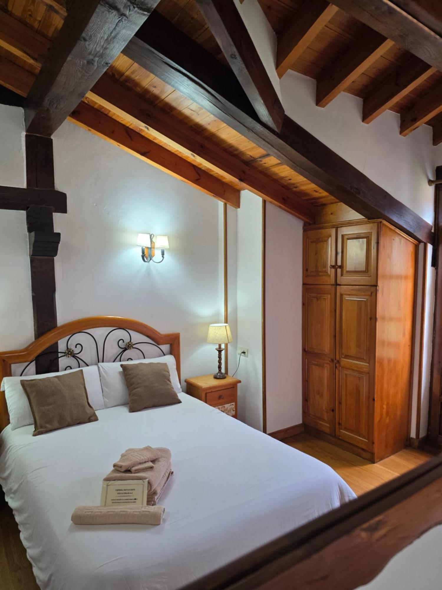 Hotel Rural El Sestil Dobres Exterior foto